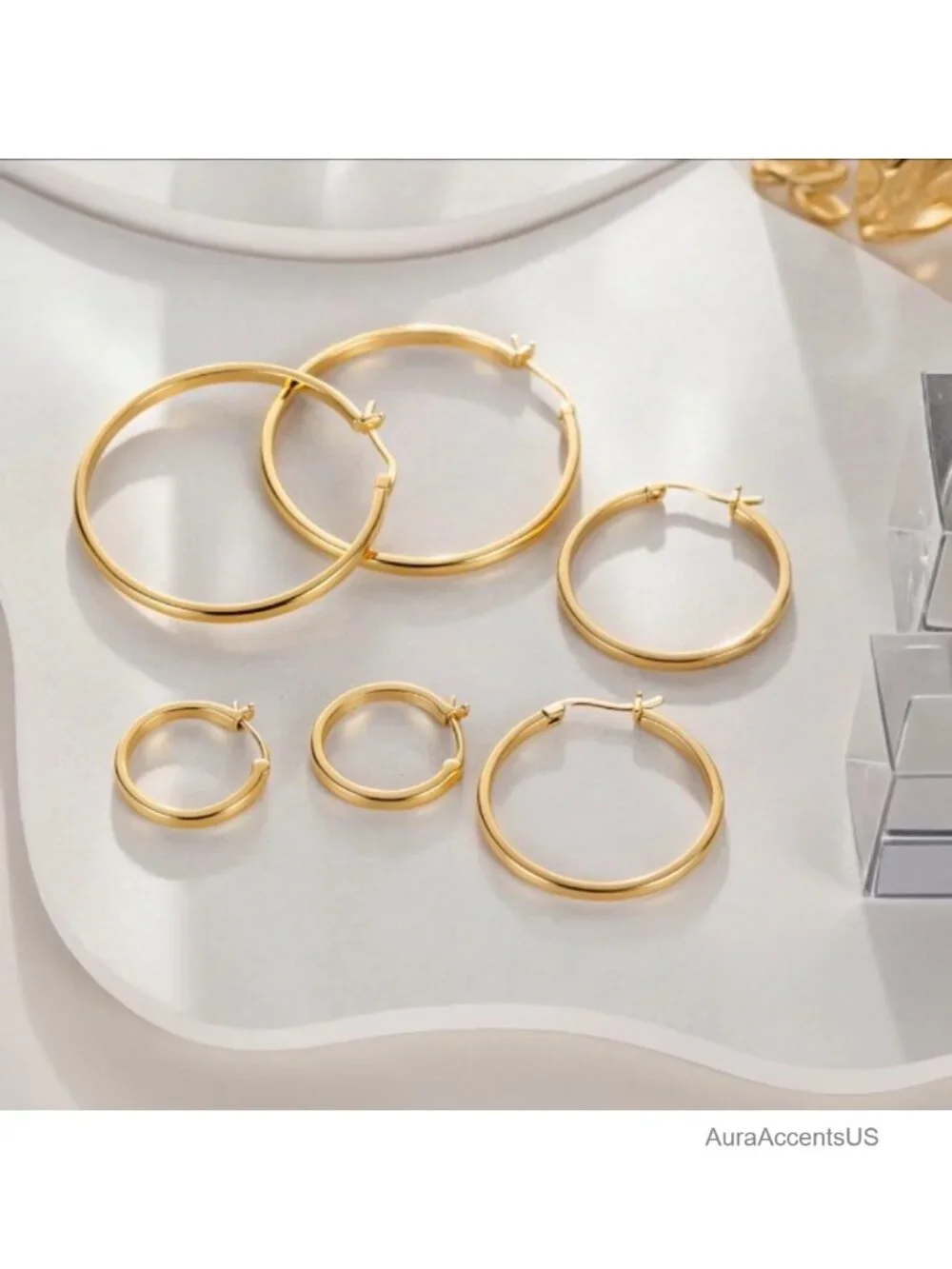 14K Gold Hoop Earrings for Women Dainty Sleek Chic Classic